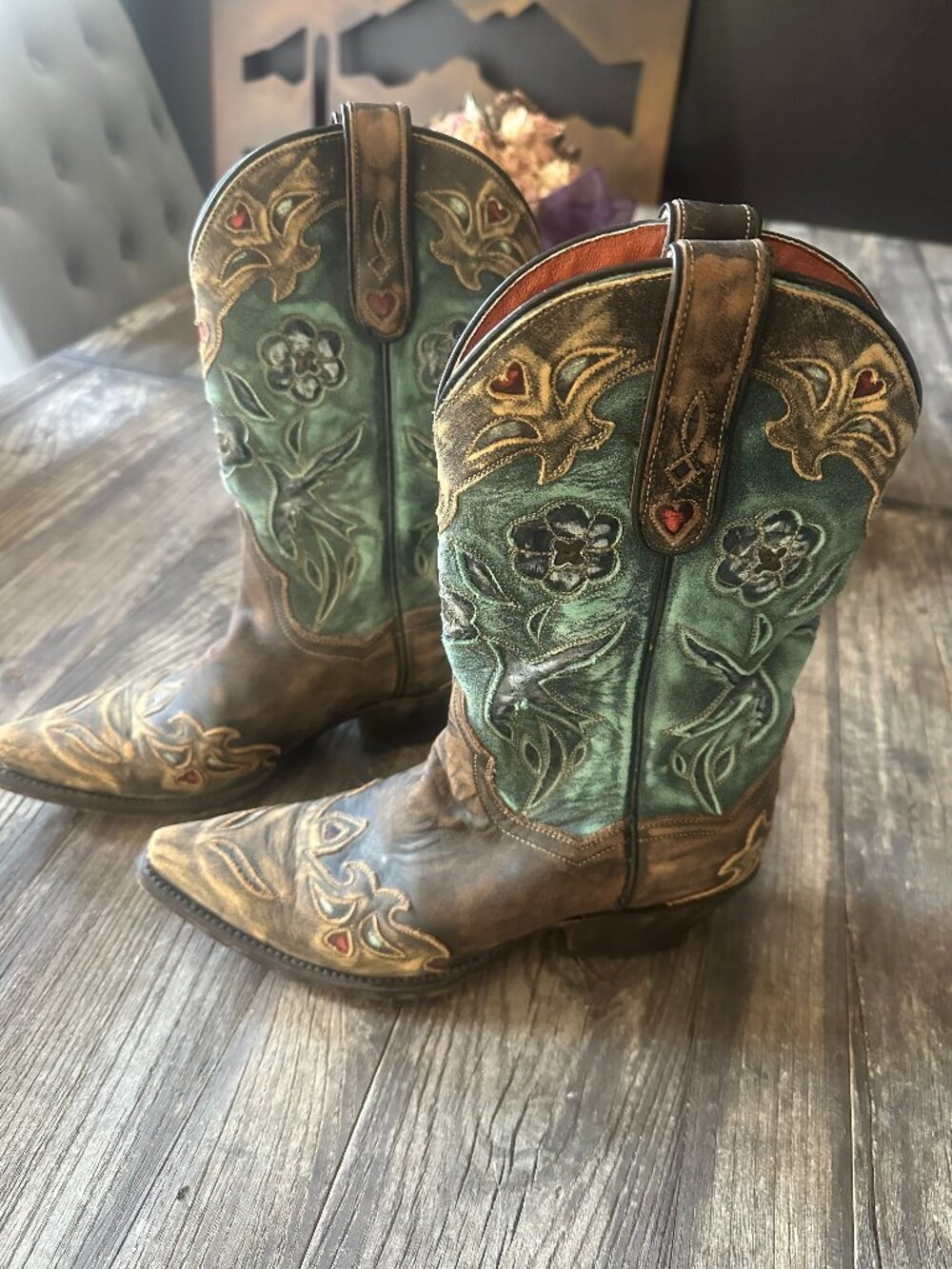 Vintage Dan Post Green Embroidered Western Cowboy Boots Size 6.5M